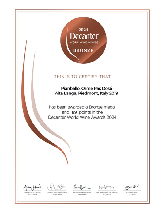 Decanter 2024 - Bronze - Pianbello, Orme Pas Dosé 2019